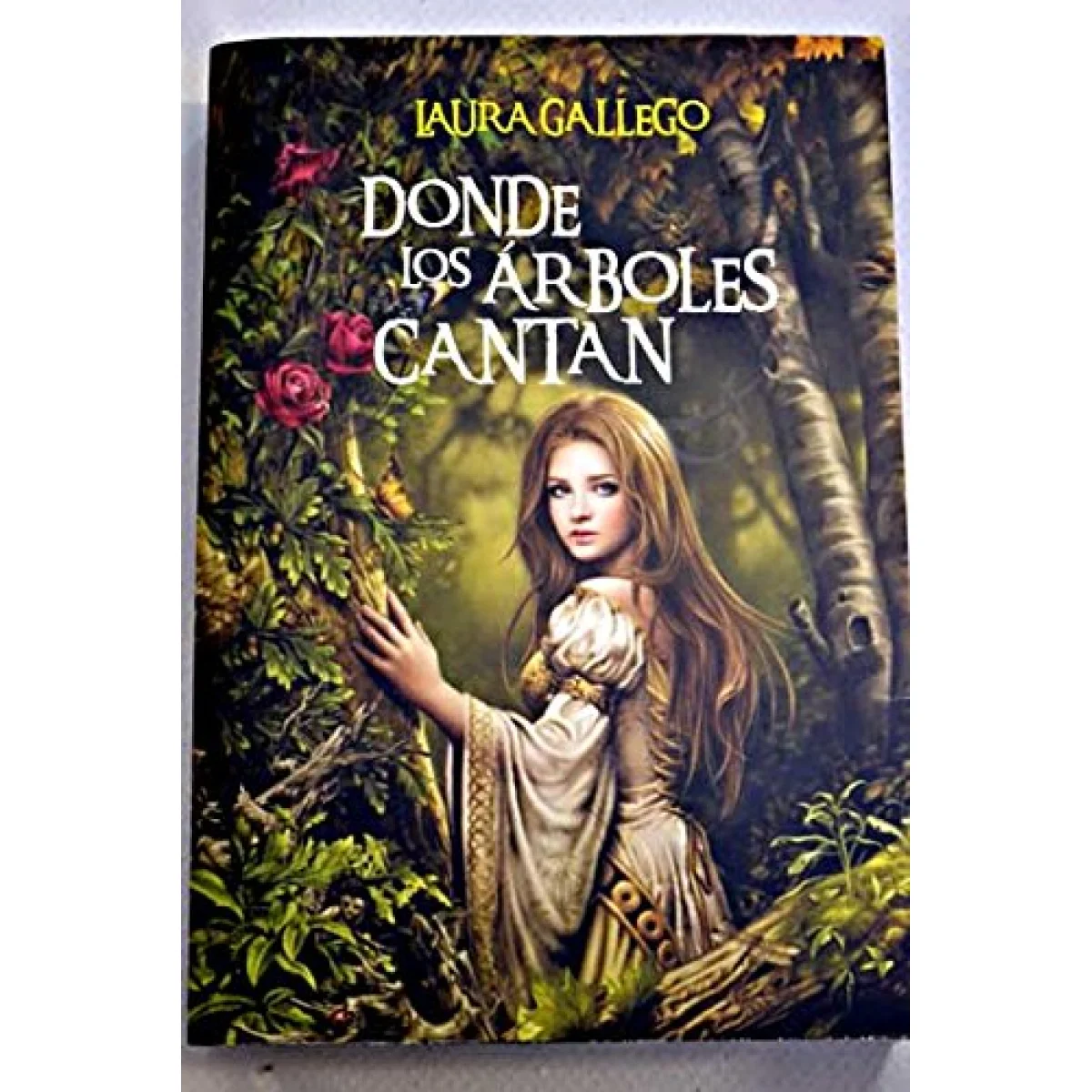 Dónde los árboles cantan, Laura Gallego, SM